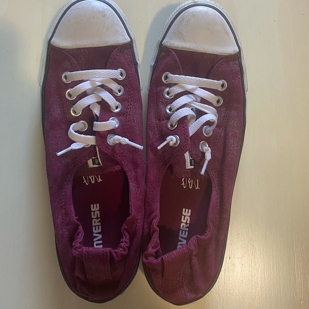 Slip on Maroon Converse